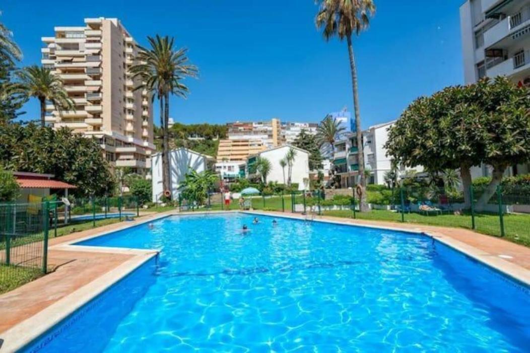 شقة Arpa De Treboles - Carihuela Views! توريمولينوس المظهر الخارجي الصورة